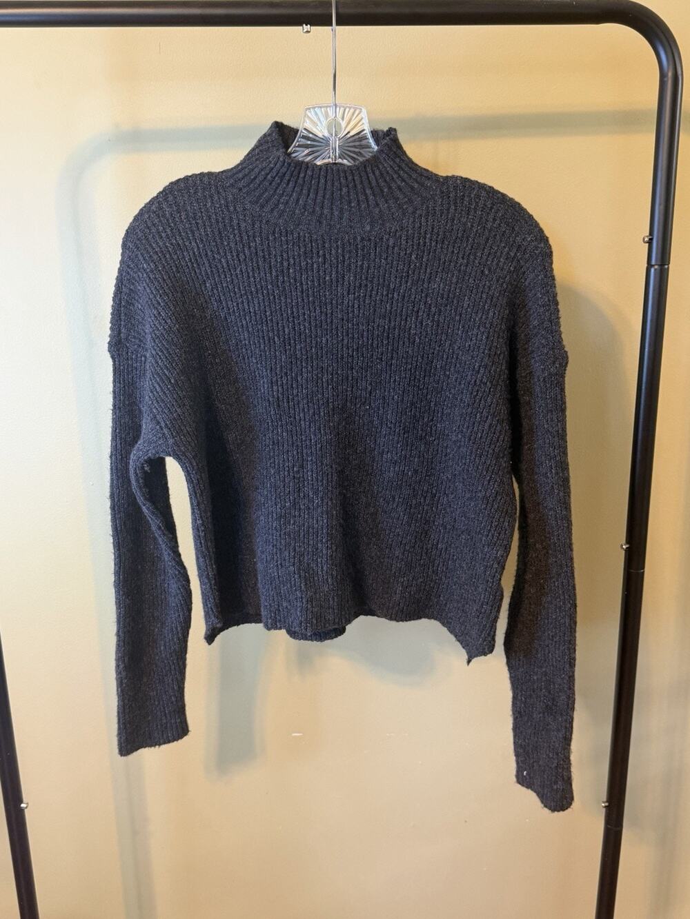 BP Cropped Long Sleeve Mock Turtleneck Sweater Gray Size XS